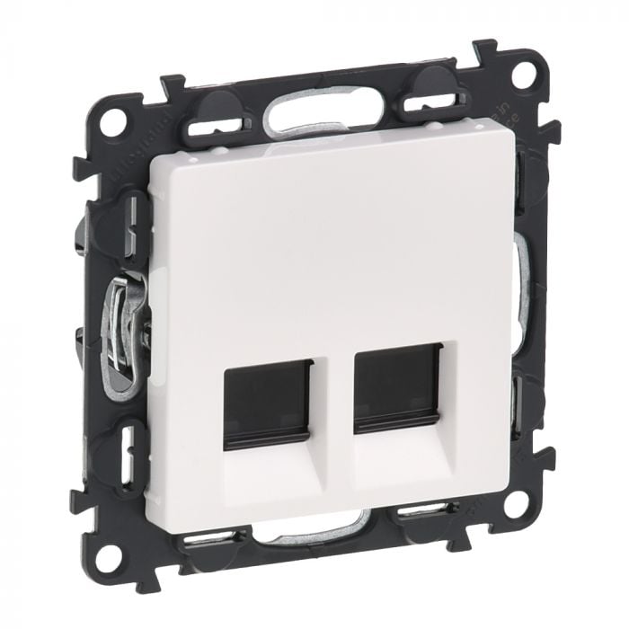 Розетка 2xRJ45 CAT 5E UTP Valena Life Legrand бяла