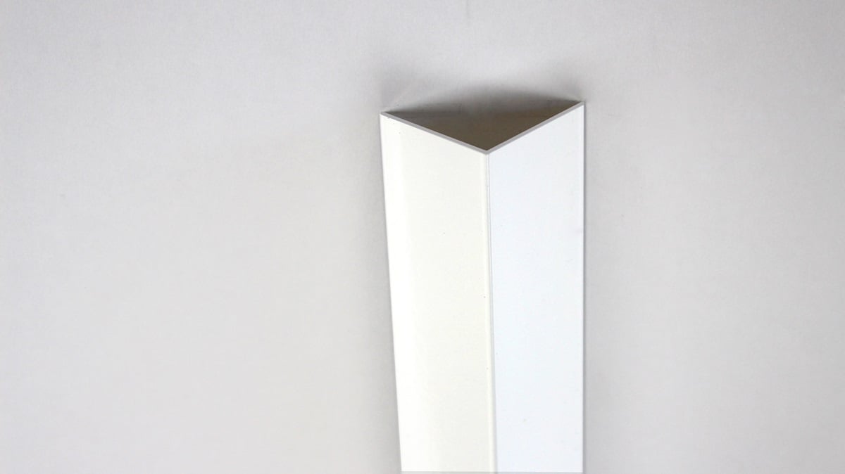 PVC ъглов профил 200x1x1см бял сатен
